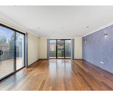 Stylish Living in Prime Hurstville Location - Photo 2