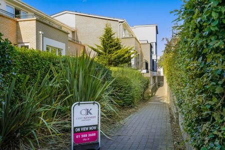 34 Rockview, Simon`s Ridge, Blackglen Road, Sandyford, Dublin 18 - Photo 5