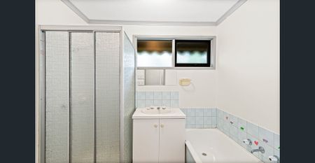 **REGISTER TO INSPECT VIA REALESTATE.COM.AU LINK & PHOTO ID MUST BE PROVIDED AT ENTRY, WHEN VIEWING ALL RENTAL PROPERTIES WITH BARRY PLANT FRANKSTON** - Photo 2