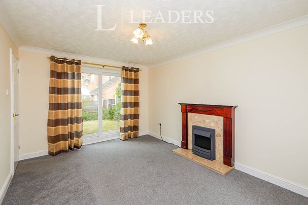 3 bedroom house to rent Woodgate Drive, Chellaston, Derby, DE73 - Photo 1