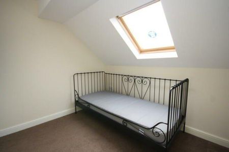 2 bedroom property to rent - Photo 2