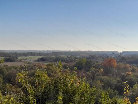 Kiadó jó állapotú lakás - Szolnok - Photo 5
