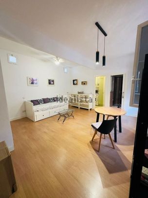 Alquiler de estudio en Calle del Ave María - Photo 1