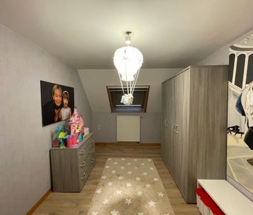 UITBERGEN - Gerenoveerde hoekwoonst vlakbij de dorpskern. - Photo 4