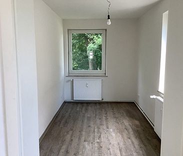 Helle und geräumige 2,5 Zimmer Wohnung zum 16.09.2024 anmietbar! - Foto 5