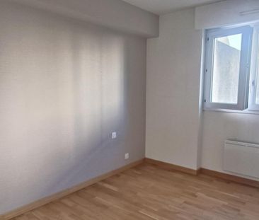 Location appartement de 90 m² - 4 pièces à Vannes - Photo 3