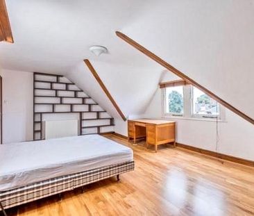 3 bedroom apartment to rent - Photo 6