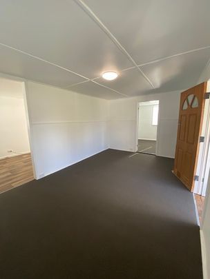 COUNTRY LIVING - Photo 1