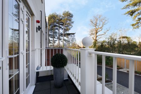 Merrileas Drive, Oxshott, Leatherhead, Surrey, KT22 flat to rent - Photo 3