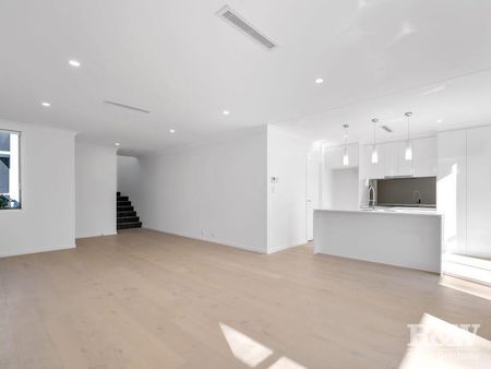 2/40 Rogers Parade West, Everton Park - Photo 4