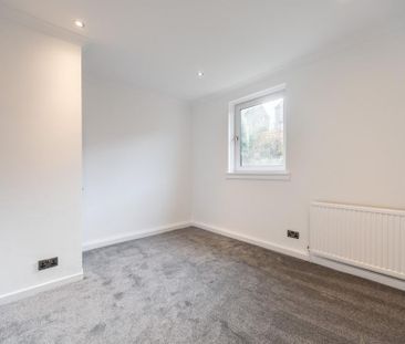 2 bedroom semi-detached house to rent - Photo 6