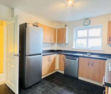 4 bedroom townhouse to rent - Photo 3