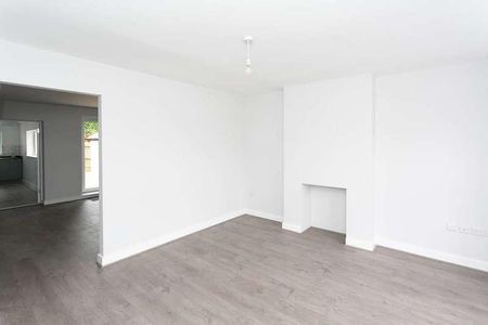 Glenview, Hp, Hemel Hempstead, HP1 - Photo 3