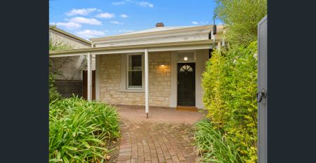 Beautiful Cottage Renovated situated in Kensington - walking distance to The Parade, Norwood! - Photo 2