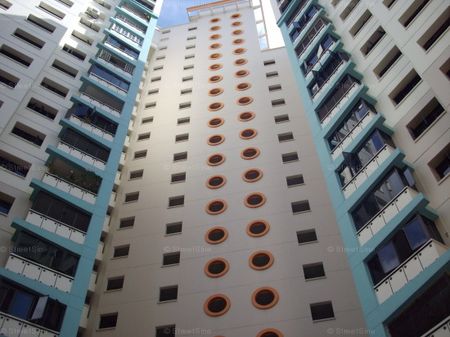 Blk 285D Toh Guan Road (Jurong East), HDB Executive - For Rent - Photo 3