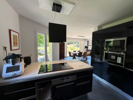 Location Maison 5 pièces 136m² BONS EN CHABLAIS 74890 - Photo 5
