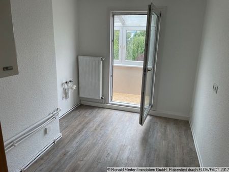 frisch renovierte Mansardwohnung im Brühler Hohlweg: ruhige Mieter für frisch renovierte Wohnung gesucht - Photo 3