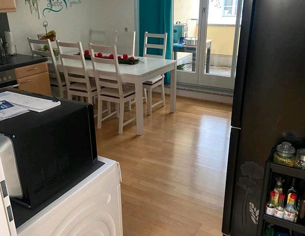 2,5 Zimmer Dachgeschoss Wohnung Zentrum Miesbach - Photo 1