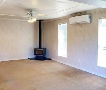 Great Home, Great Location! - Photo 3