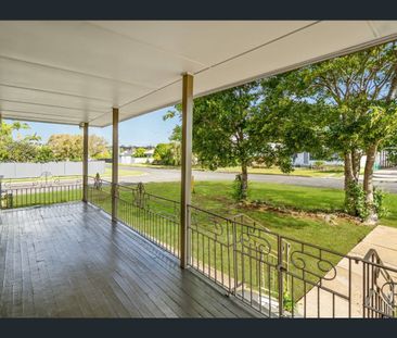 Charming 3-Bedroom Cottage on a Corner Block in Booval - Photo 4