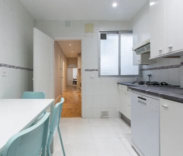 Calle de Ferraz, Madrid, Community of Madrid 28008 - Photo 4