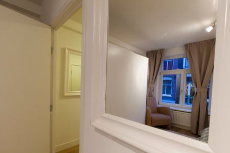 Nieuwe Leliestraat | Two Bedrooms - Photo 5