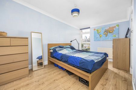 Philpot Square, London, SW6 - Photo 3