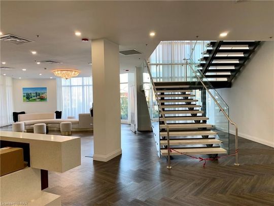 For Lease - 7711 GREEN VISTA Gate Unit# 520, Niagara Falls, Ontario - Photo 1