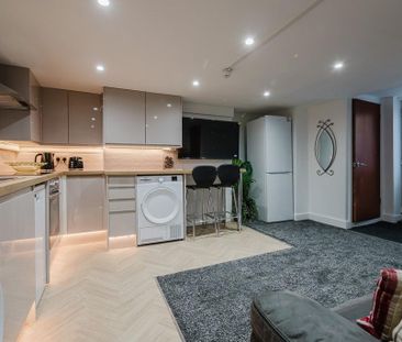 2 bedroom flat to rent - Photo 6