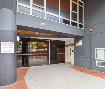 Vic Central - Photo 3