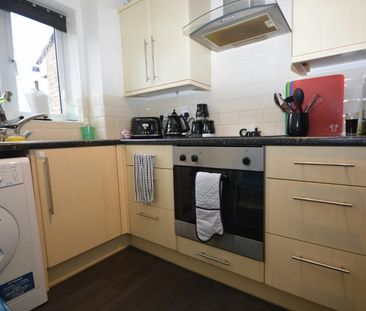 Flat to rent on - Photo 3