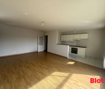Location Appartement 4 pièces 78m² CHANTEPIE 35135 - Photo 4