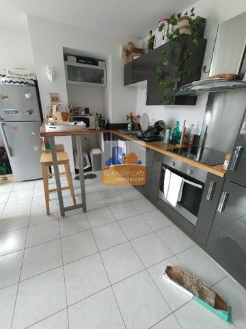 Location Appartement 2 pièces 42m² - Photo 4