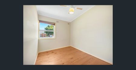 Neat and Spacious Family Living - Photo 5