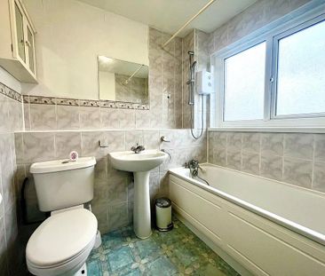 2 bedroom maisonette to rent - Photo 2