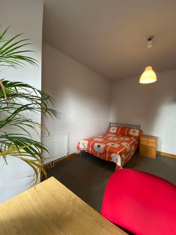 Albert Grove, Nottingham - Photo 5