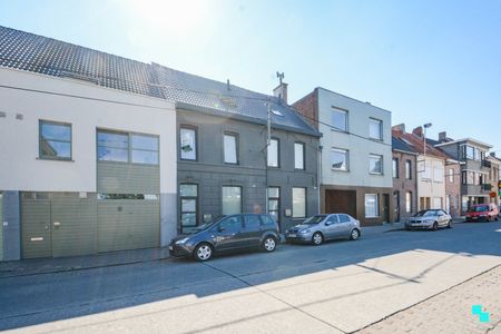 Gesloten bebouwing met 3 slaapkamers en aangelegde stadstuin - Photo 4