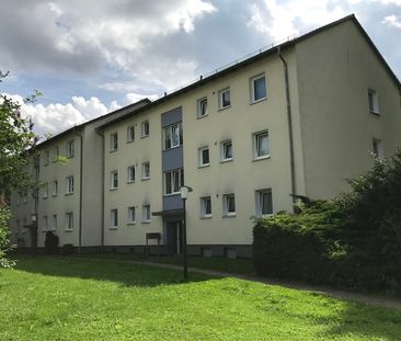 Schöne Wohnung mit Balkon - Foto 1