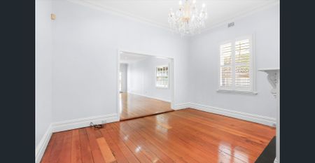 Spacious 4 Bedroom Family Home with Inground Pool - Photo 3