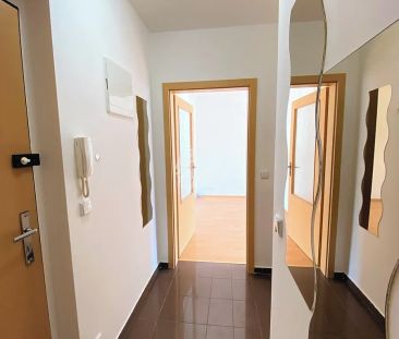 Pronájem bytu 1+kk 34 m² - Photo 1