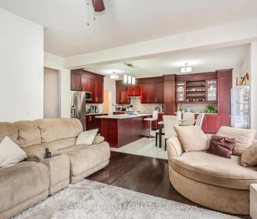 3 LAVALLEE CRESCENT - Photo 2