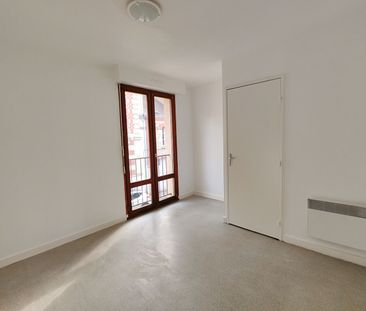 Location Appartement 1 pièce 24m² - Photo 2