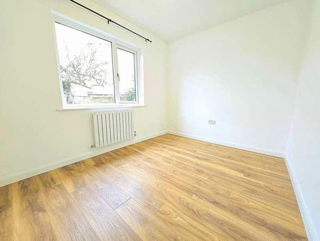 Wingfield Way, Ruislip, HA4 - Photo 2