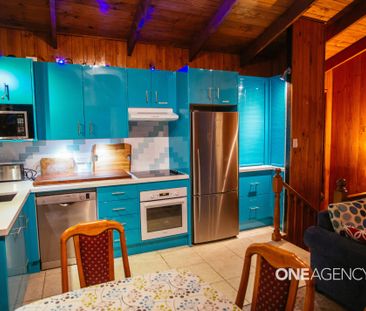 PRIVATE COASTAL OASIS WITH PANORAMIC WATER VIEWS - Photo 1