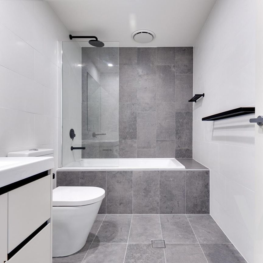 701/770 Hunter Street, Newcastle West - Photo 1