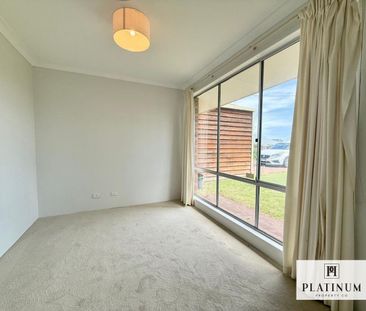 Charming 3-Bedroom Home in the Heart of East Bunbury - Photo 5