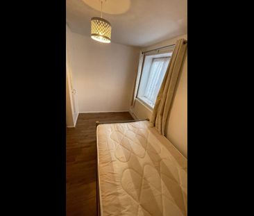 Room in a Shared House, Saracen Street, E14 - Photo 4