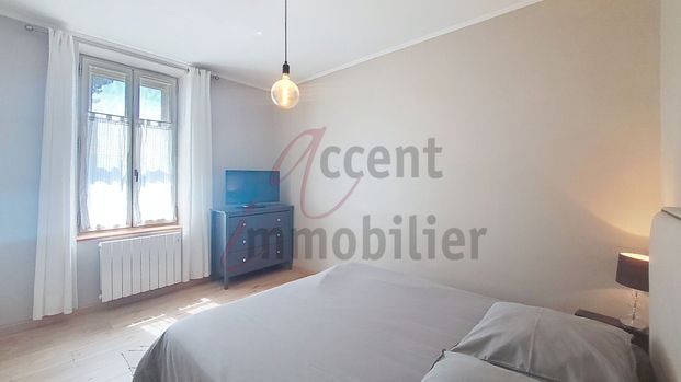 Noves : Maison de village avec terrasse, - Photo 1