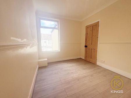 3 bedroom terraced house to rent - Photo 4