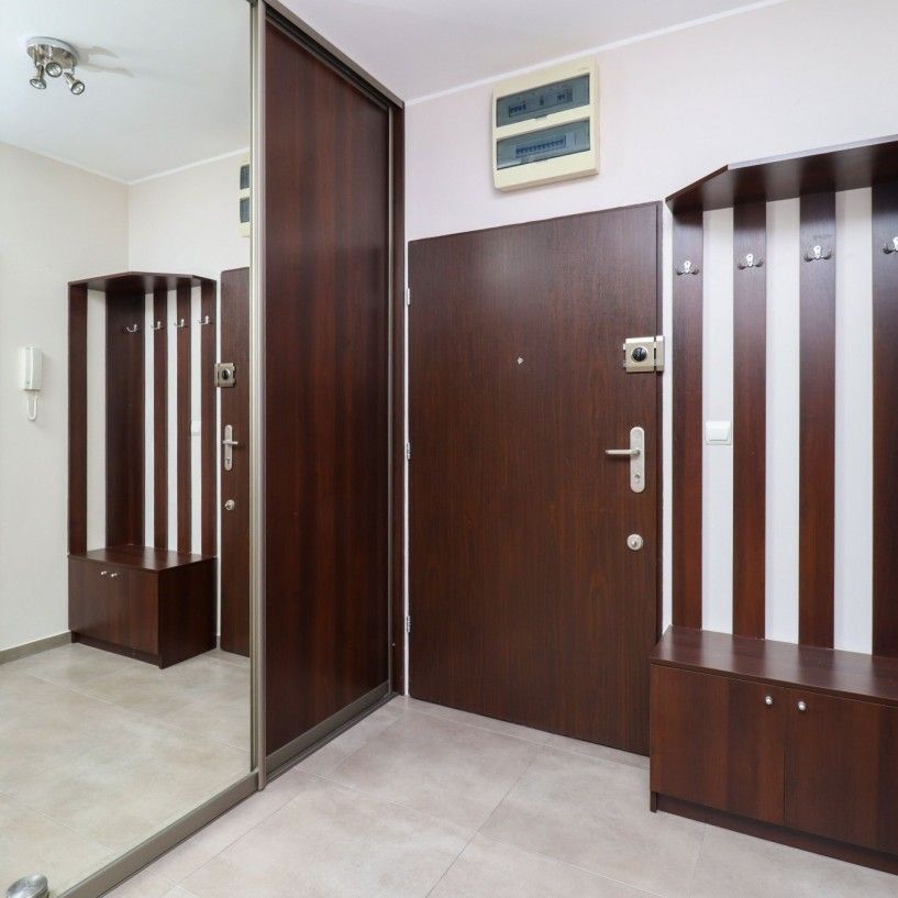 Nowoczesne 2-pok mieszkanie z garażem i klimą - Photo 1